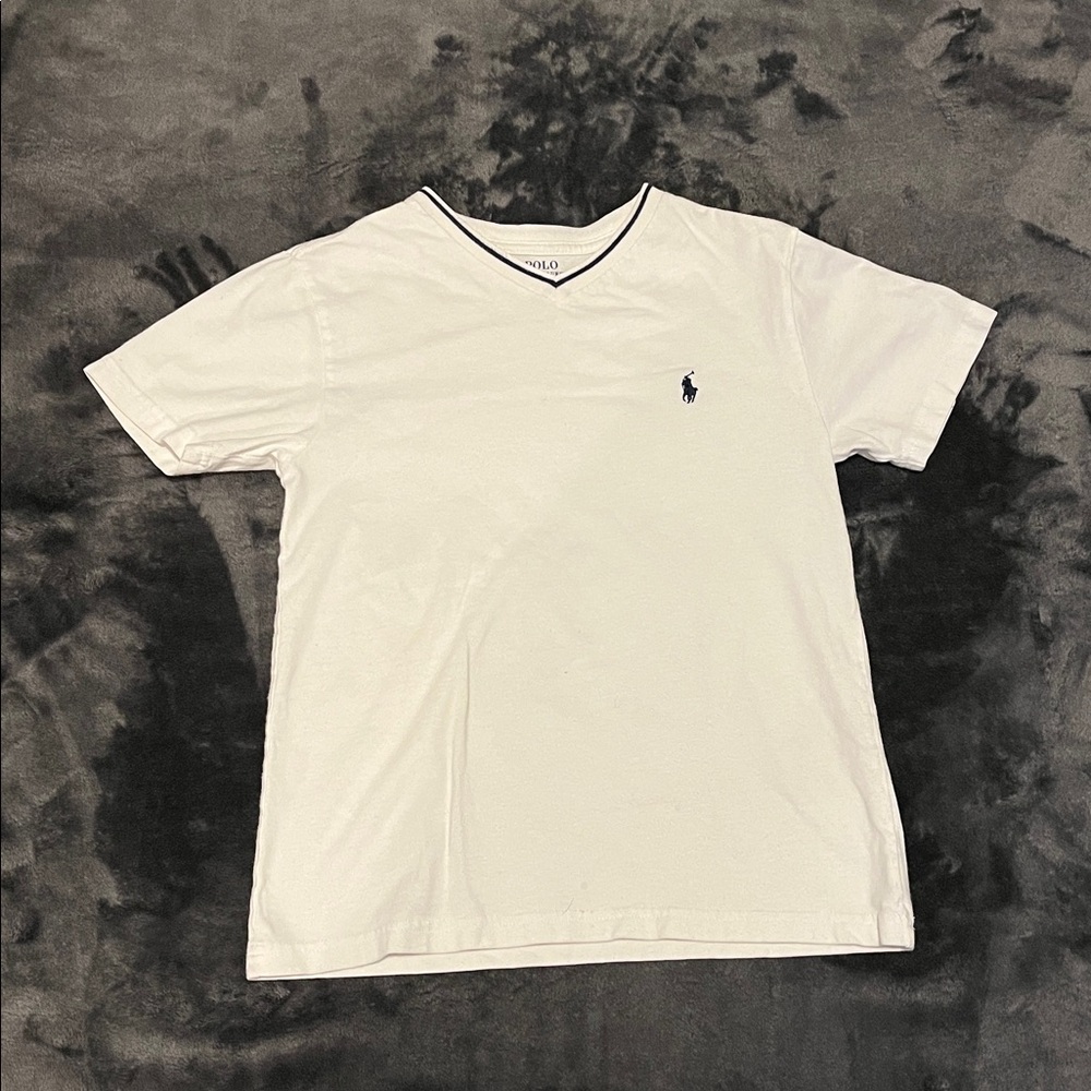 Polo Ralph Lauren boys short sleeve V-neck small(8) White. Fair condition.